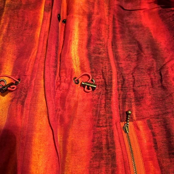 Chico's women's size 2 or Large 3/4 sleeve full zip up jacket multi red shades - Picture 4 of 9